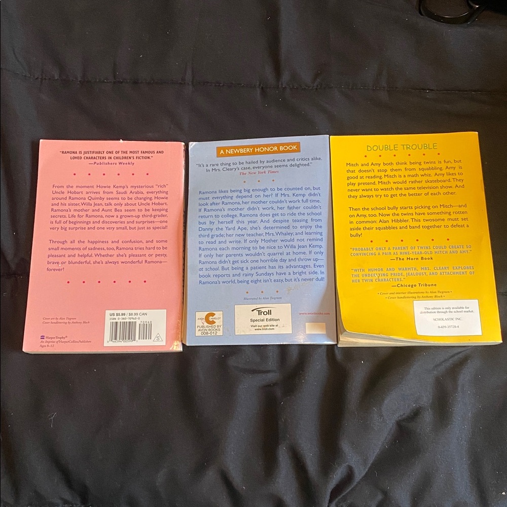 Scholastic Beverly Cleary Book Trio - Yellow, Blue, Red Covers - Picture 2 of 2